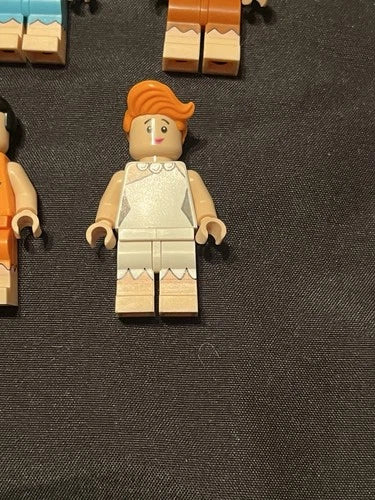LEGO 21316 The Flintstones Minifigure Lot (4)