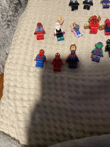 RARE SPIDERMAN INTO THE SPIDER VERSE MEOWS/ SPIDERMAN HOMECOMING MEOWS