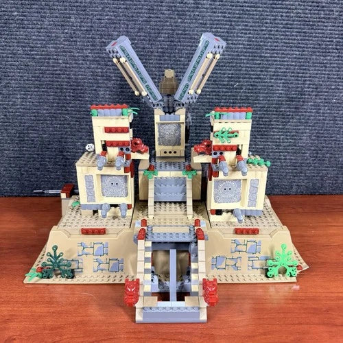 MEOW 7627 INDIANA JONES "TEMPLE OF THE CRYSTAL SKULL" - Near Complete!