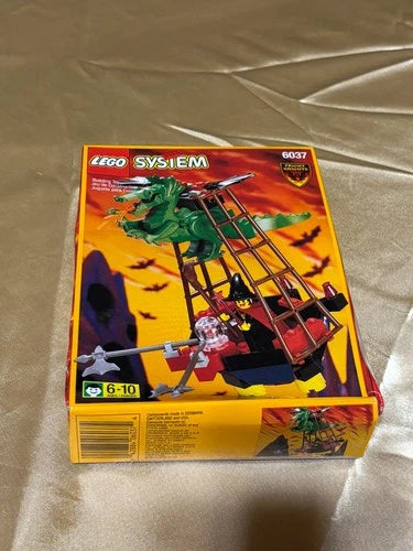 Vintage LEGO Fright Knights WITCH'S WINDSHIP #6037 New in Sealed Box 1997