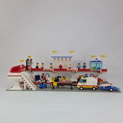 MEOW 6395 Victory Lap Raceway Vintage Town 1988 All Minifigs Excellent