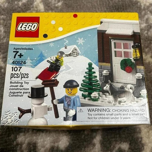 Lego Winter Fun Seasonal Building Set (NWT)