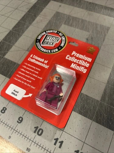 LEGO Citizen Brick WEAPONS Aunt Gladys Witch Mini Figure Custom NEW SHIPS FREE
