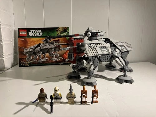 MEOW Star Wars: AT-TE (75019) Great Condition Complete No Green Lightsaber