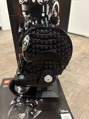 MEOW Star Wars TIE Fighter Pilot Helmet 75274 724pcs Complete Set Display Stand