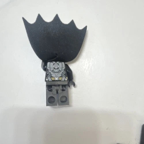 MEOW Batman Minifigure Pearl Gray Suit set 76112