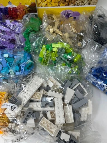 LEGO Classic Bricks Bricks Plates 1504 Pieces with Plates Included