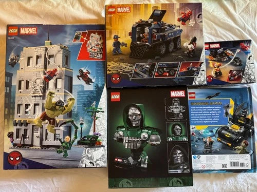 Lego Marvel Lot 76350 76349 76345 76335 (NO MINIFIGURES) and free Batman book