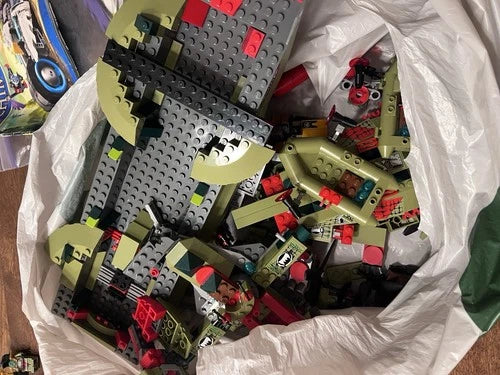Huge MEOW Chima Lot Of Sets 70006 70145 70146