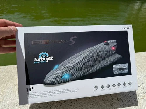 Brushless RC Speedboat - 40/KPH High Speed Carbonfiber Remote Control Boat