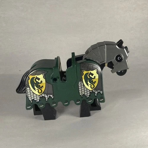 LEGO Kingdoms 7187 Rare Dragon Horse Barding + 2 Knights Castle Minifigures