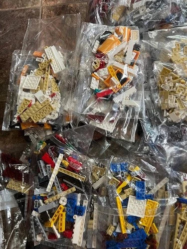 Titanic Model Building Blocks Set, 9090 Pieces Bricks,( NO BOX)