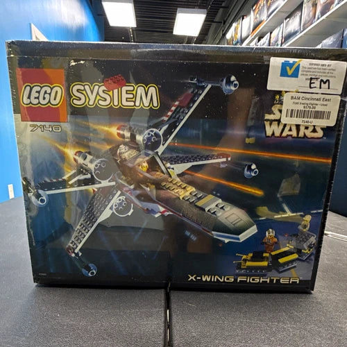 LEGO Star Wars X-Wing Fighter 7140 266 pcs Vintage Certified 100% complete