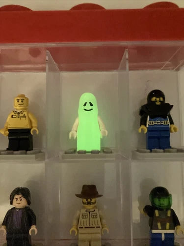 Lego Mini Figures Variety Lot of 16 With Some Accessories AND Lego Plastic Case