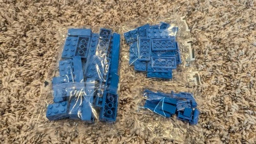 LEGO blue parts lot - 890 parts
