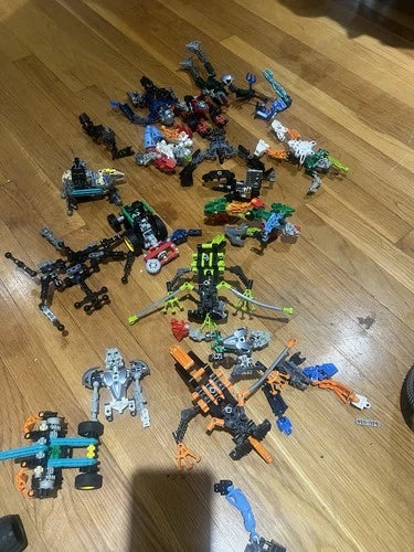 Large LEGO Vehicles and Bionicos Mixed A Lot. Parts and Pieces Read Description