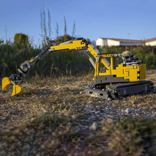 MOC-53035 Tech Excavator 963 Pieces Building Blocks Good Quality and Brand New