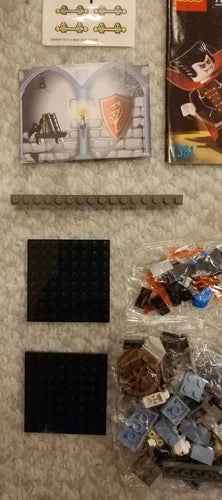 MEOW Studios 1381 Vampire's Crypt Hunchback Monster NEW - SEALED BAGGIES NO BOX