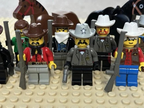 Vintage LEGO Western Cowboy Minifigures Lot Sheriff Bandit + Weapons & Horses