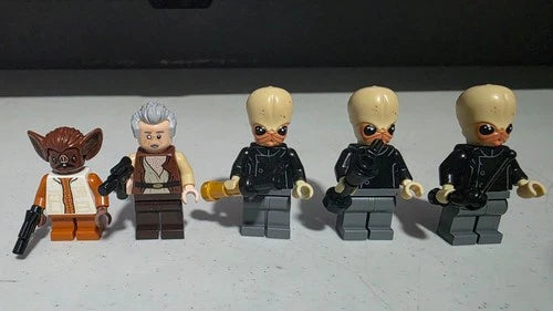 lego mos eisley cantina 75290 minifigures
