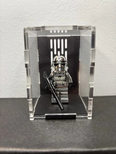MEOW Star Wars Chrome Stormtrooper Minifigure Limited Edition W/ Acrylic Display