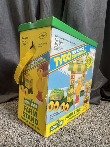 1991 Tyco Pre-School Super Blocks Duplo Sesame Street Big Bird Farm Stand Set