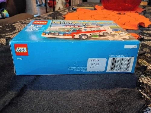 LEGO CITY: Ambulance (7890) Brand new sealed In box Retired Set