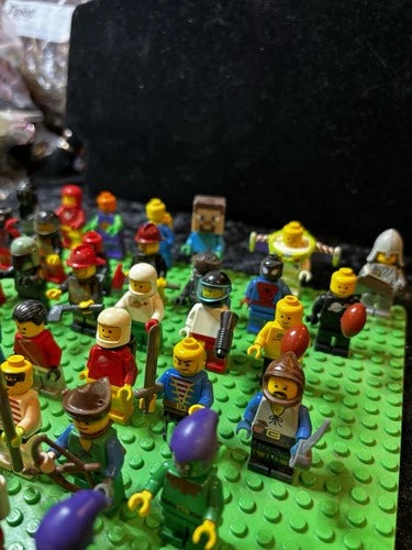 LEGO Minifigures Minifigs Lot of 40 + Accessories Bulk Various Some Old