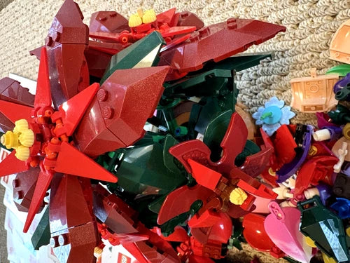 Large Bulk Lot of LEGO BOTANICAL FLOWER Pieces, Stems & More! Manuals Too!