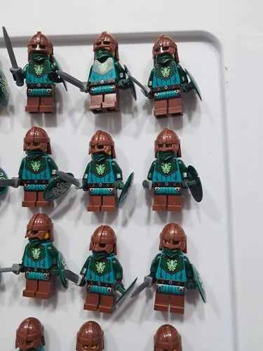 Lot Of 20 Lego Kraken Knight Minifigures 10 Male 10 Female 21358 Complete