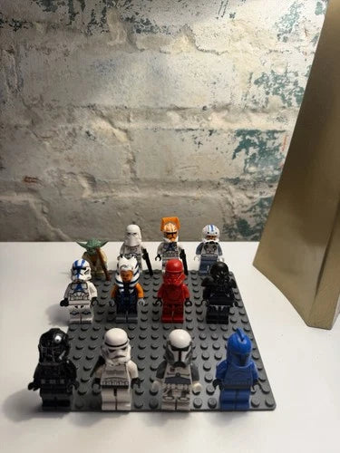 MEOW Star Wars Minifigure Lot w/ Yoda and Assorted Minifigures