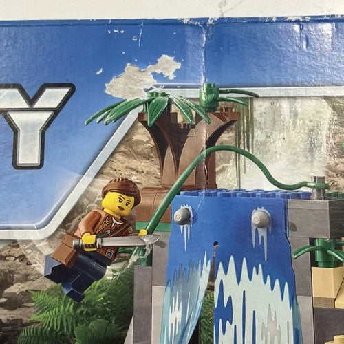 LEGO CITY: Jungle Mobile Lab (60160) Tuck Kayak New in Open box - Retired