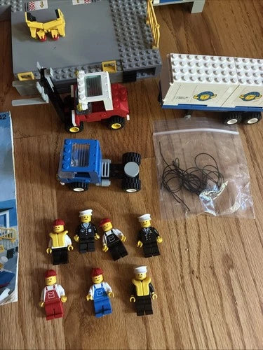 Vintage LEGO Town: Launch & Load Seaport (6542) - 100% Complete