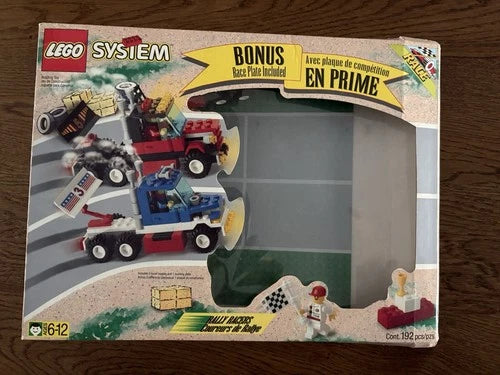 LEGO 1821 Rally Racers 1996 Vintage Town Set Box 3 Minifigs + Bonus Figure