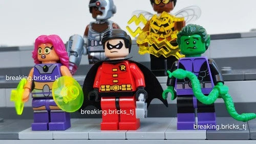 LEGO DC Teen Titans Minifigures Lot 5 Starfire Cyborg Beast Boy Robin Bumblebee