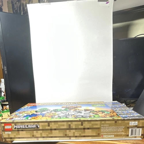 LEGO Minecraft The Crafting Box 2.0 21135 Factory Sealed