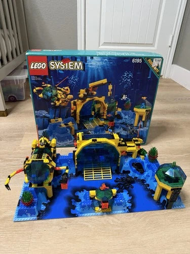 MEOW Aquazone Aquanauts Neptune Discovery Lab 6195 Vtg Not Complete Pieces