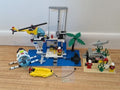 Lego Town Divers: 1782 Discovery Station - 100% of Pieces w/Minifigures