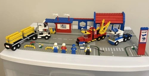 LEGO 6393 Big Rig Truck Stop LEGOLAND Town Vintage Incomplete