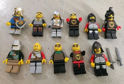 Vintage LEGO Castle Minifigure Lot 11 King Leo Cedric Knights Weapons Shield