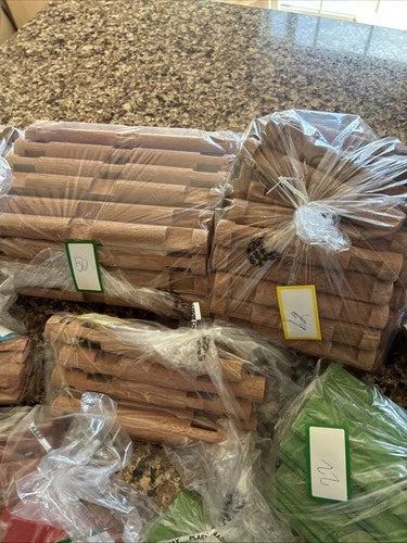 Lincoln Logs Huge Lot Of 463 Assorted Pieces In VG Condition Ships Fast!