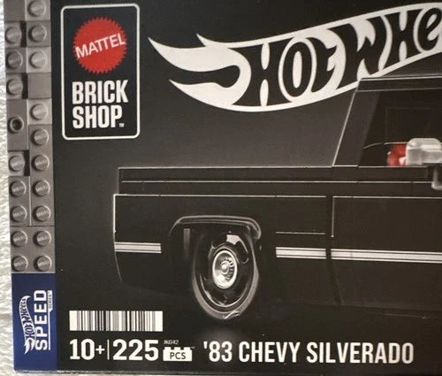 Mattel Brick Shop Hot Wheels '83 Chevy Silverado 225pc Set Metal Car Plate