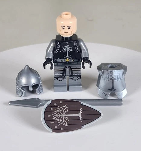 LEGO LOTR Soldier of Gondor Minifigure 100% Complete 11377 Minas Tirith