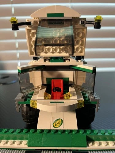 LEGO CITY: Combine Harvester (Set #7636) (Read Description)