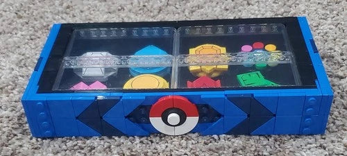 MEOW Pokemon Kanto Region Badge Collection 40892 + Mini Pokemon Center 40911 NEW