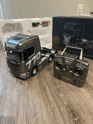 770 S Scania RC V8 Truck RC 1/18 GRAY