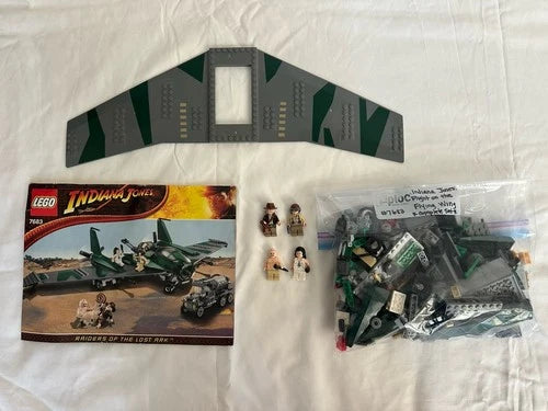 MEOW Indiana Jones: Flight Of The Flying Wing (7683). Complete Set! No Box!