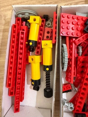 2 sets of MEOW Dacta 9604 Technic Vintage 1992 Set with Box and Manuals