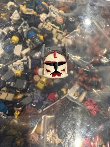 Lego Clone Commander Fox helmet 61189pb05 from SW0202 Rare Authentic A12