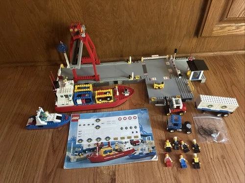 Vintage LEGO Town: Launch & Load Seaport (6542) - 100% Complete